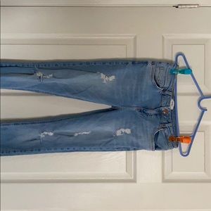 Semi light jeans with little rips